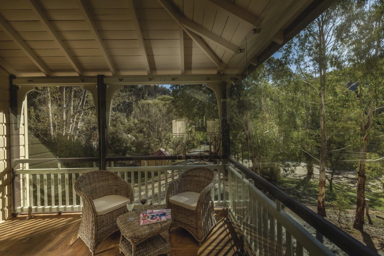 Вилла Yarrangobilly Caves House Экстерьер фото